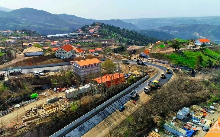 Azerbaiyán invierte más de 1.500 millones de manats en la reconstrucción de Karabaj durante el primer semestre de 2025