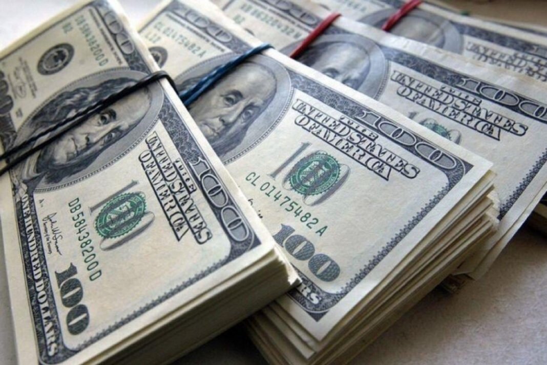 Las reservas estratégicas de divisas de Azerbaiyán alcanzan los 77.670 millones de dólares y superan la deuda externa en 15 veces