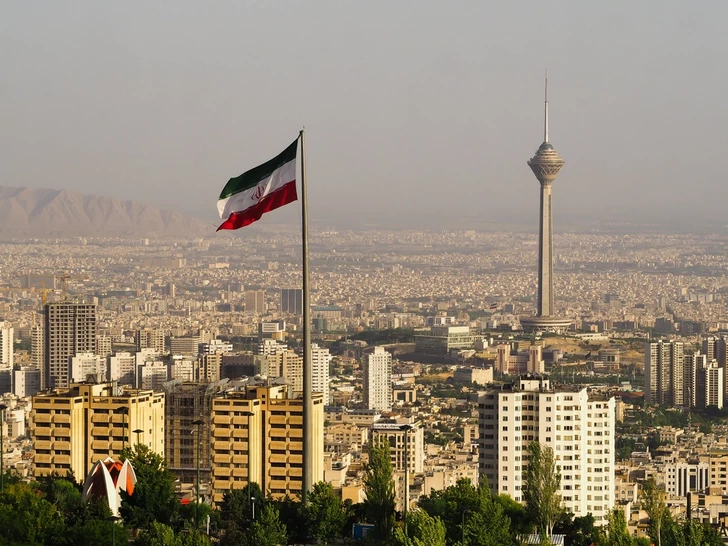 Crisis Hídrica en Irán: Las Autoridades Consideran Relocar la Capital