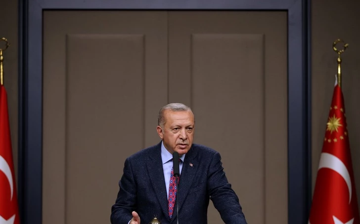 Turquía reafirma su compromiso con la adhesión plena a la Unión Europea y exige el fin de los obstáculos políticos
