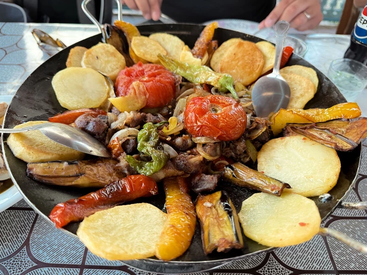 Los Sabores de Azerbaiyán Conquistan Europa: Travel Tomorrow Presenta un Reportaje sobre la Cocina Nacional