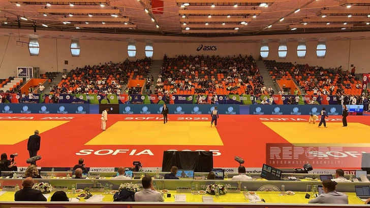 Tres judocas azerbaiyanos avanzan a cuartos de final en el Mundial de Sofía