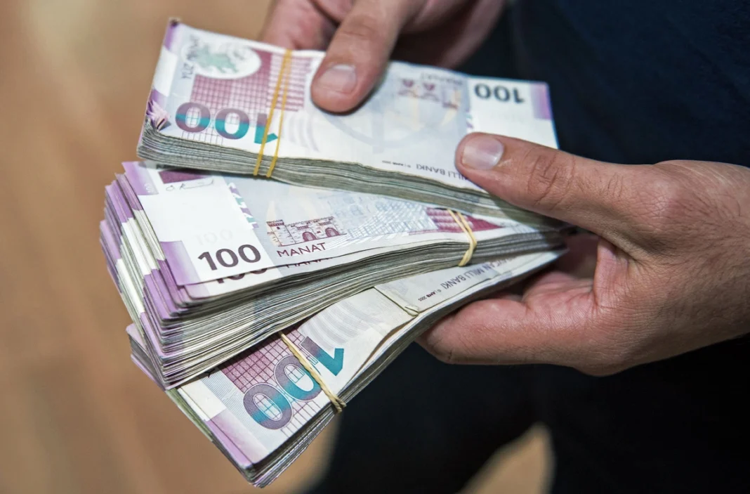 Las Inversiones en la Economía de Azerbaiyán Crecieron un 3,4% en los Primeros 7 Meses