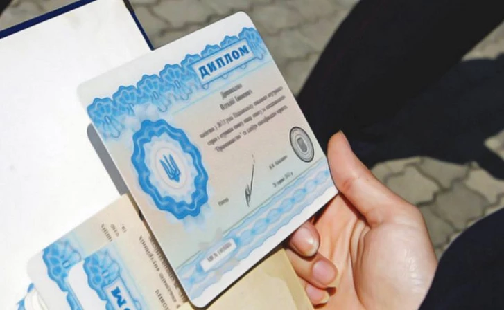 Estudiar en el extranjero: cómo no perder años y obtener un título reconocido