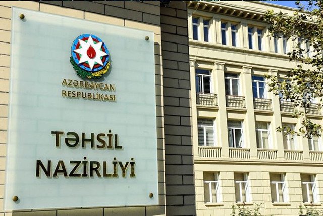 El Ministerio de Educación de Azerbaiyán desmiente rumores sobre la implantación de 12 años escolares