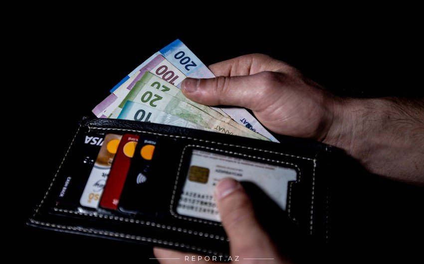 El salario medio en Azerbaiyán sube más de un 9%