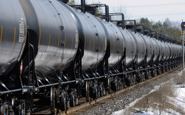 Exportaciones de petróleo de Azerbaiyán: volúmenes en alza, ingresos en caída