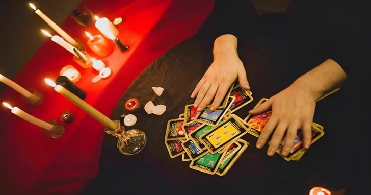 Adivino de Instagram condenado por fraude y extorsión en Azerbaiyán