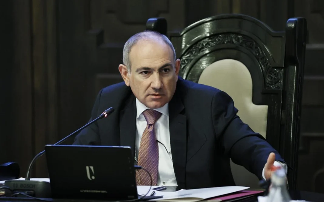 Pashinián: “Levantar el Bloqueo de la Región Beneficiará a Todos los Países”