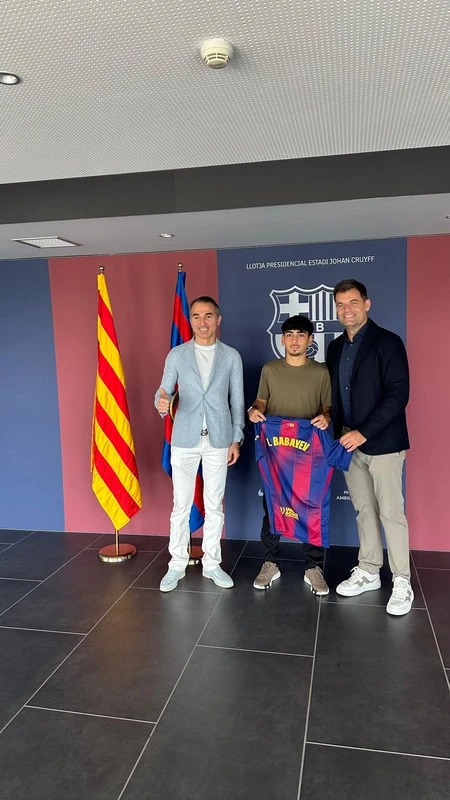 Un futbolista de la selección de Azerbaiyán continuará su carrera en el FC Barcelona