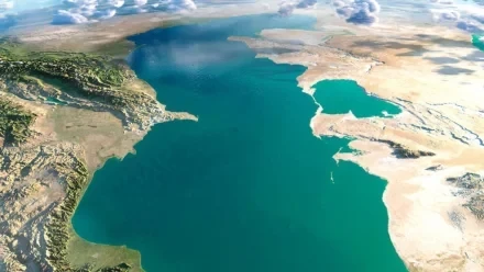 Azerbaiyán preocupado por el retroceso del Caspio: economía y especies raras en riesgo