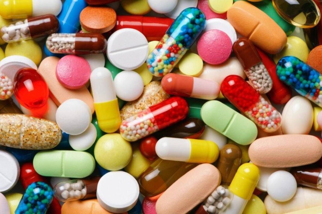 Paradoja Farmacéutica: ¿Por Qué los Azerbaiyanos Pagan el Doble por los Medicamentos?