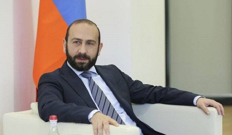 Mirzoyan Informa a los Enviados Armenios sobre los Acuerdos de Washington