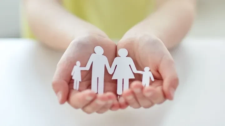 Perfil demográfico de Azerbaiyán: población 10.241.722 — nacimientos caen, matrimonios suben, divorcios bajan
