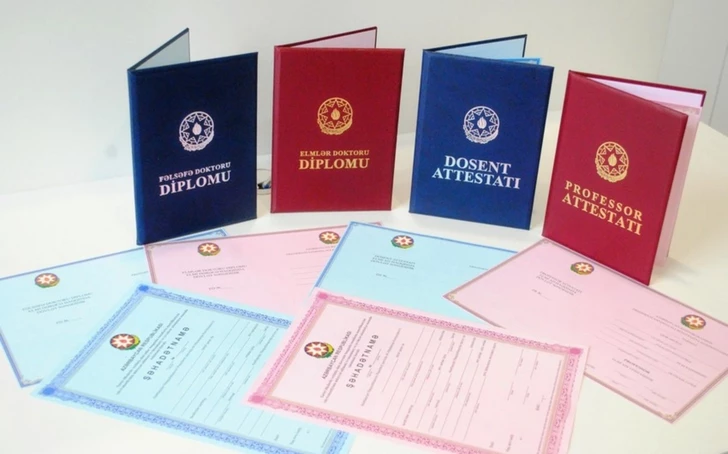 285 nuevos doctores en filosofía aparecieron en Azerbaiyán en seis meses