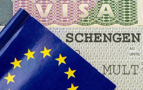 ¿Planeas un Viaje a Europa? Las Reglas Schengen Cambian en 2025–2026