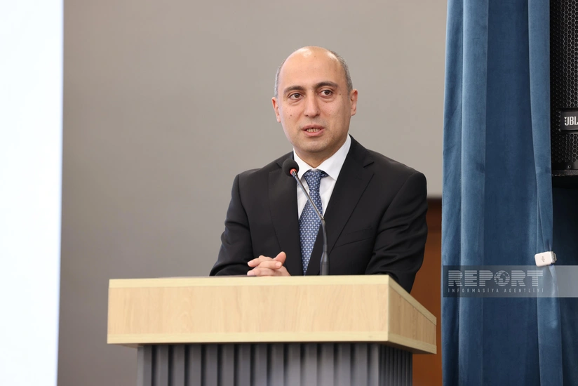 Amrullayev: 500 Mejores Estudiantes Serán Enviados al Extranjero Bajo Reglas Más Estrictas