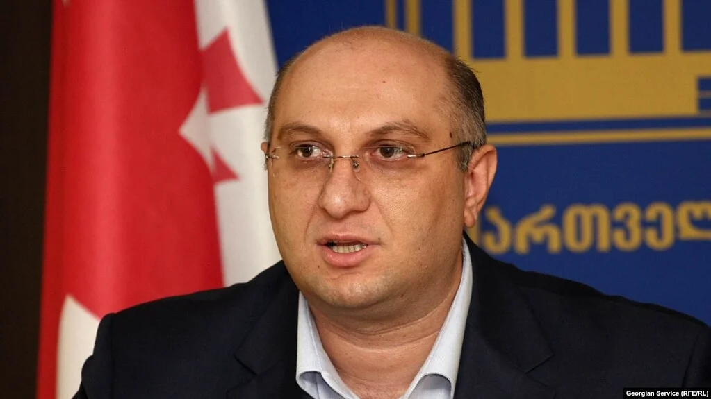 No Habrá Elecciones Anticipadas en Georgia – La Oposición Pasa al Boicot Político