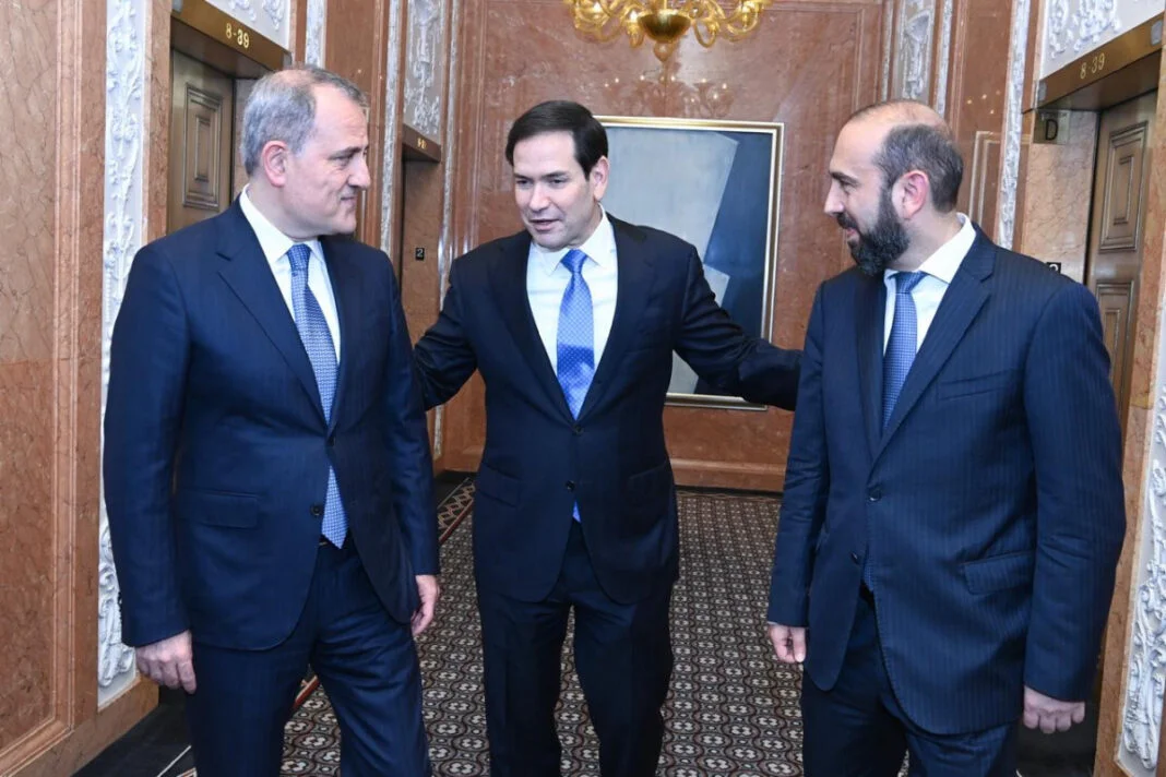 Rubio reúne a los cancilleres de Armenia y Azerbaiyán en la misma mesa durante la Cena Transatlántica