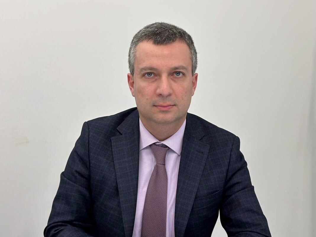 Poghosyan: Armenia Atrapada en un Tira y Afloja Post-Unipolar Tras la Cumbre de la SCO