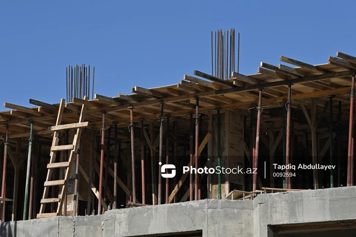 Más de 5000 compradores estafados: el lado oscuro del boom inmobiliario en Azerbaiyán