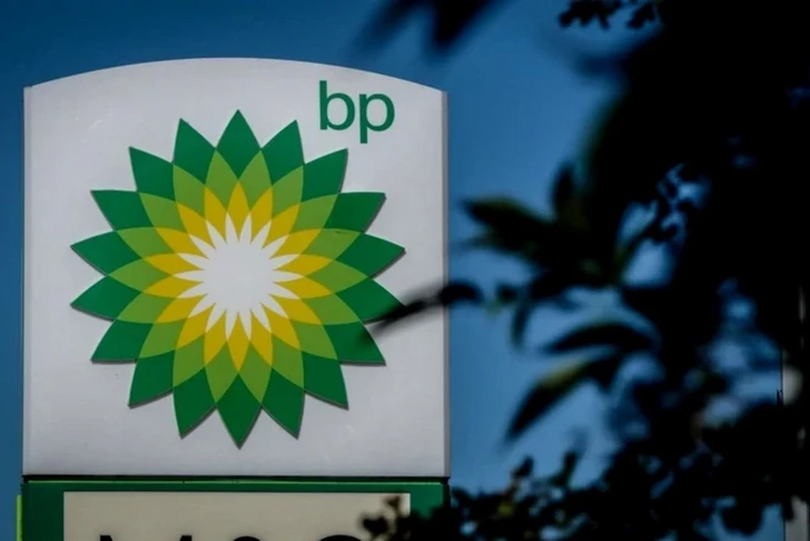 El rumbo “verde” de BP: la compañía presenta su estrategia de descarbonización en Azerbaiyán