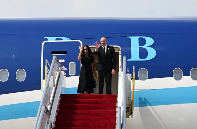 Concluye la visita de trabajo de Ilham Aliyev a China