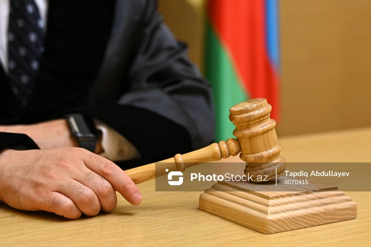 Un tribunal de Bakú condena en ausencia a un bloguero por incitar al derrocamiento del poder en Azerbaiyán