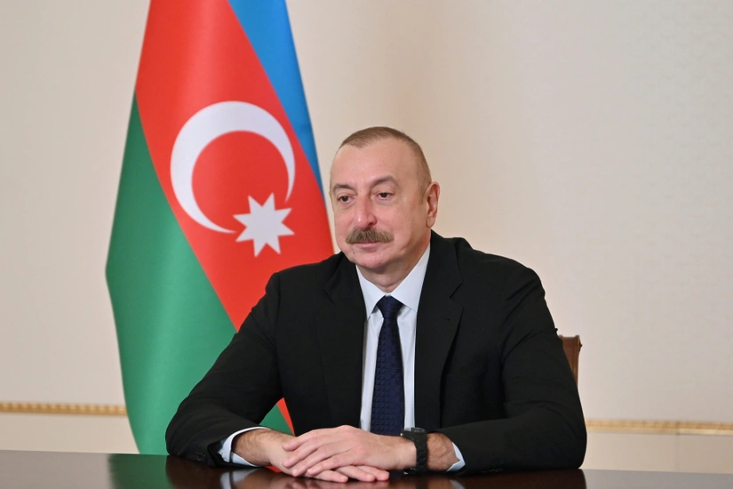 Aliyev Insta a los Inversores Globales a Aprovechar la Creciente Economía No Petrolera de Azerbaiyán