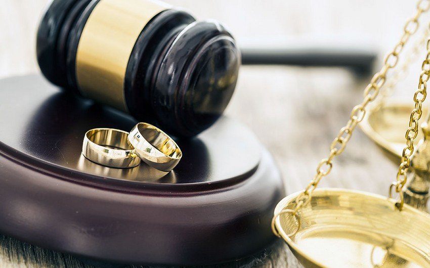 Azerbaiyán registra 27.509 matrimonios mientras la tasa de divorcios desciende