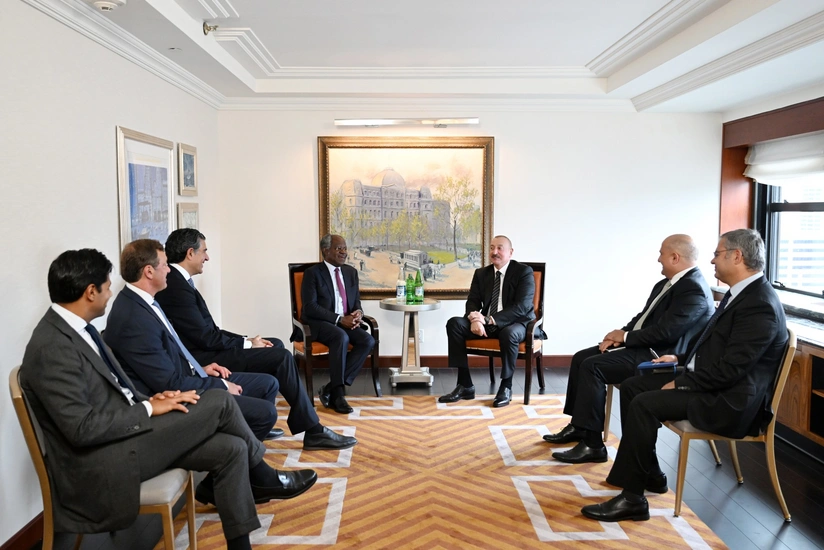 Aliyev se reúne con altos ejecutivos y líderes de EE.UU. para reforzar los lazos estratégicos