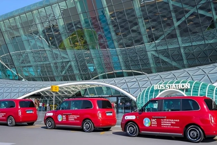 ¿Monopolio de Taxis en el Aeropuerto? Bayramova Dice que la Política Viola la Ley de Competencia
