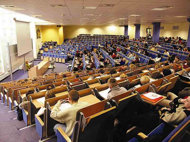 Experto: la semana académica de 4 días tiene ventajas y desventajas