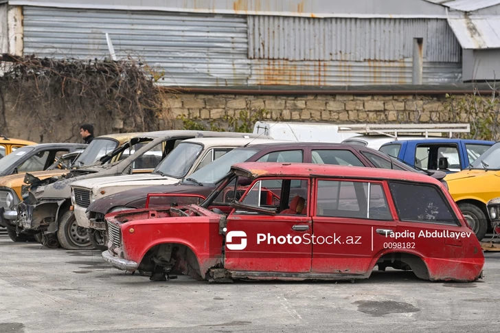 Reciclaje de automóviles en Azerbaiyán: un negocio rentable para ciudadanos emprendedores