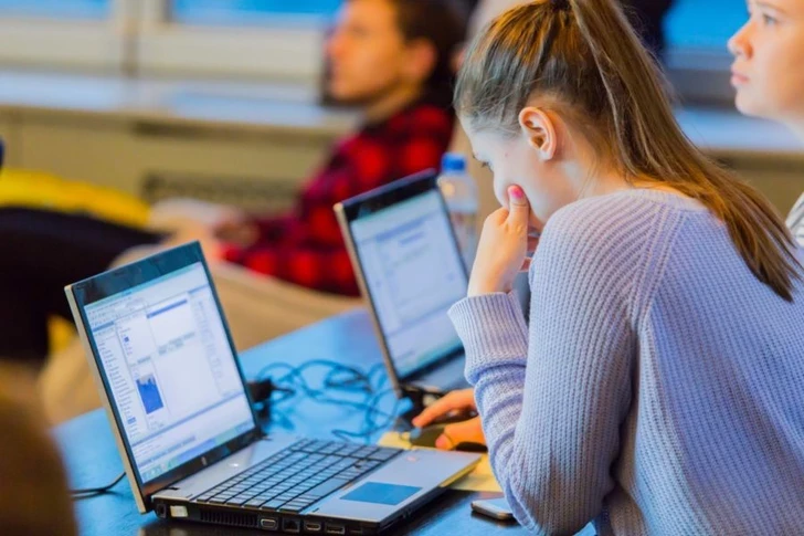 Bajas puntuaciones y alto riesgo: dónde la educación pierde valor