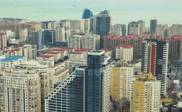 Los Precios de la Vivienda en Azerbaiyán Han Aumentado un 46% en Cinco Años