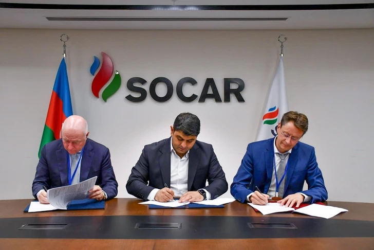 “Azneft” firma un memorando de entendimiento con dos empresas de Singapur