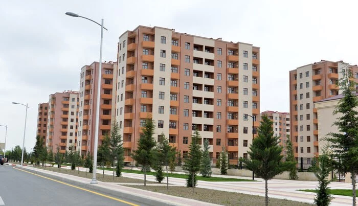 ¿Qué pasará con las viviendas de los desplazados tras su regreso a Karabaj? – Responde el Comité Estatal