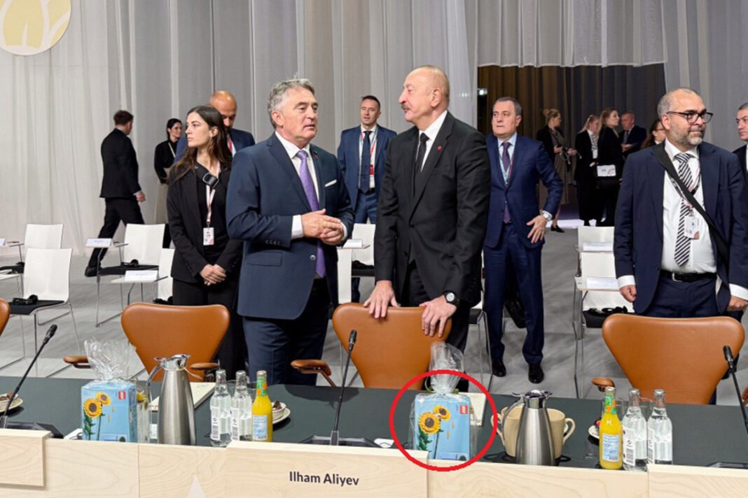 ¿Qué significan los girasoles en la cumbre de la “CPE” en Copenhague?