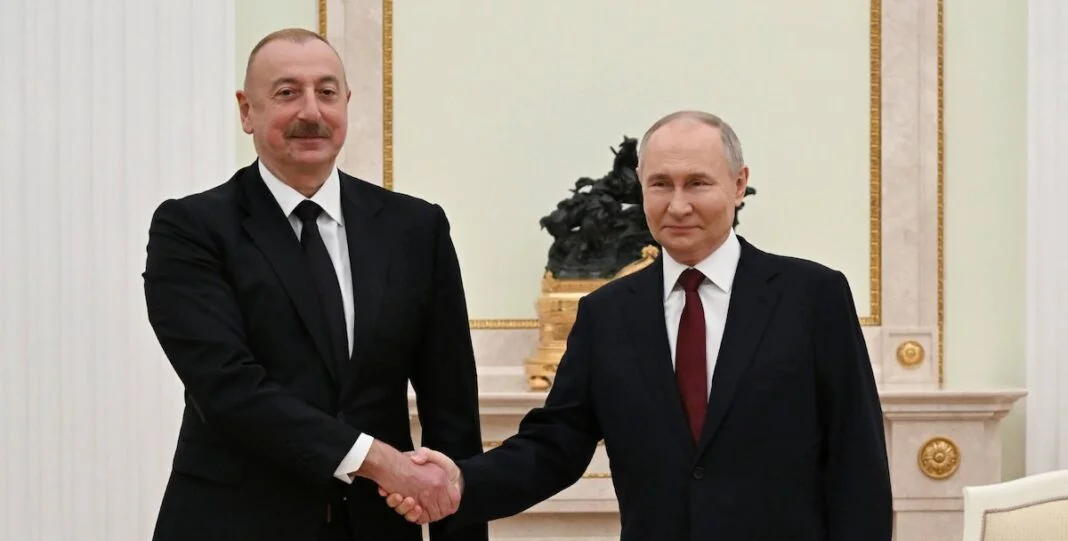 Diplomacia congelada: ¿Felicitará Aliyev a Putin el 7 de octubre?