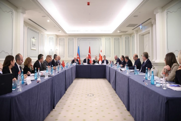 Azerbaiyán, Turquía y Georgia acelerarán la creación de un puesto aduanero conjunto