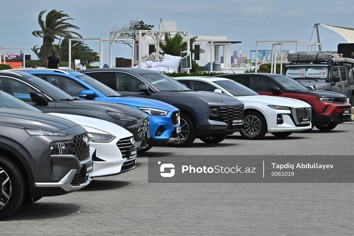¿Se prorrogarán en Azerbaiyán los beneficios fiscales para los vehículos híbridos y eléctricos? – Responde un diputado