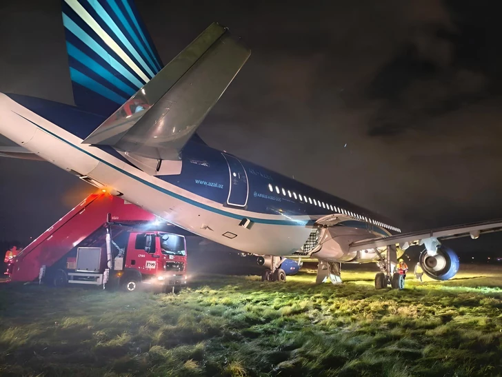Los pasajeros del vuelo de emergencia San Petersburgo – Bakú llegaron a su destino