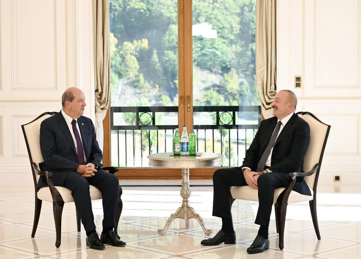 Ilham Aliyev se reunió en Gabala con el presidente de la RTCN