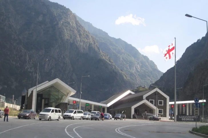 GiEjtZ79GZy3EH0rRYc6PYrWikx032jcQ2n1JTES