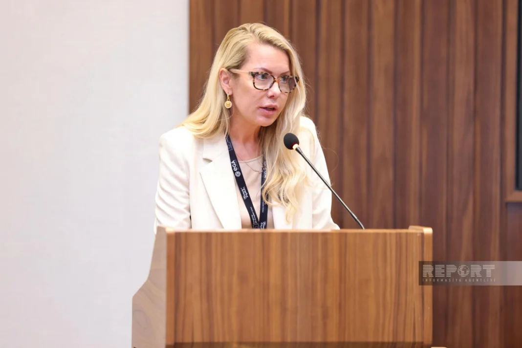 Las Mujeres Toman el Liderazgo en Ciberseguridad en la Conferencia de Bakú