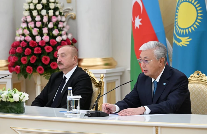 Azerbaiyán y Kazajistán definen una nueva visión euroasiática del transporte