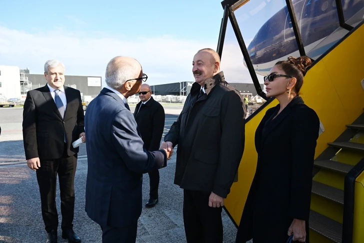 El presidente de Azerbaiyán Aliyev llega a Dinamarca para participar en la Cumbre de la Comunidad Política Europea