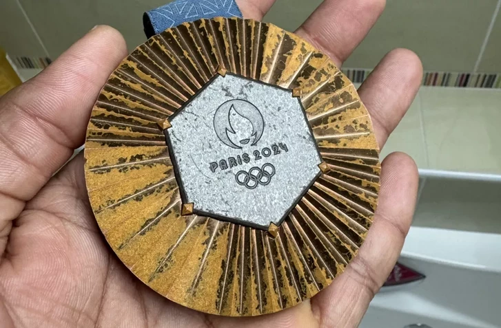 Las medallas dañadas de los atletas azerbaiyanos serán reemplazadas en febrero de 2026