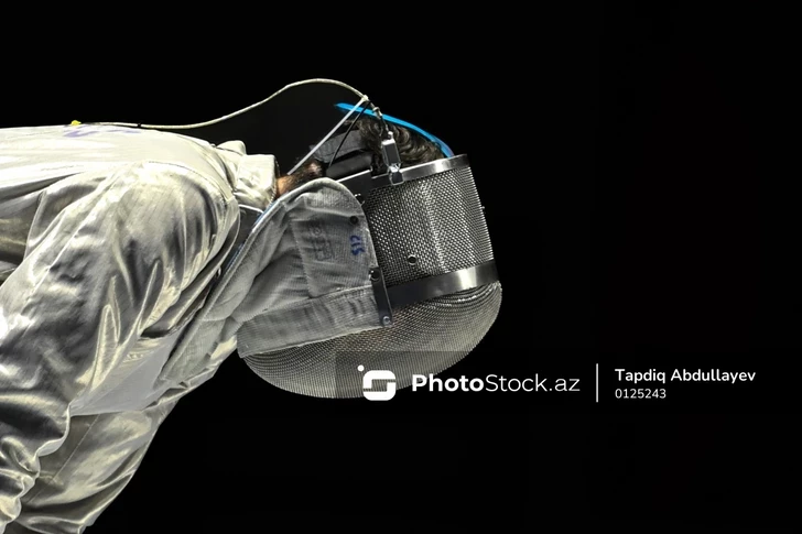 Las esgrimistas de Azerbaiyán ganan medallas de bronce en los III Juegos de la CEI